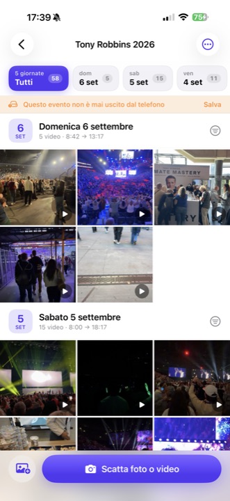 Griglia dell'evento Tony Robbins 2026 divisa per giornate: l'intestazione di domenica 6 settembre con 5 video dalle 8:42 alle 13:17.